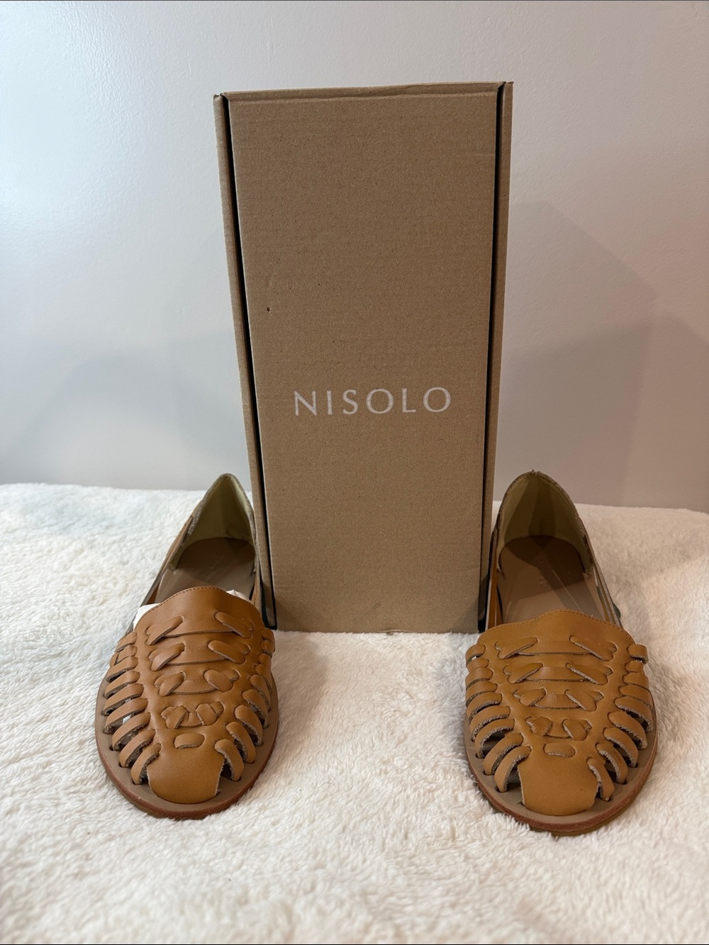 Nisolo Tan Leather Huarache-Style Flats (128)